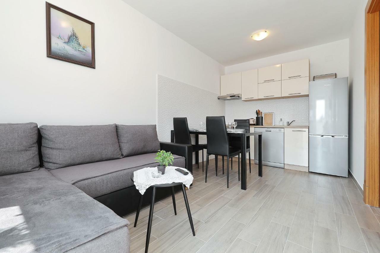 Vila Marijana Preko Exteriér fotografie