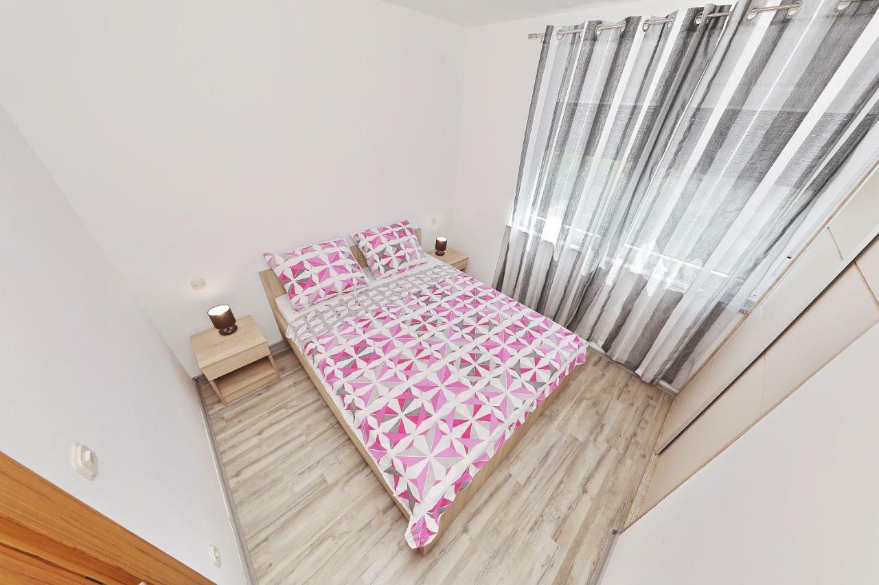 Vila Marijana Preko Exteriér fotografie